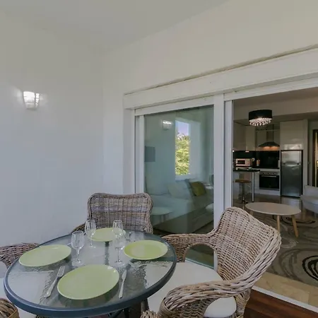 Costa Del Sol Beach Apartment Estepona Exterior photo